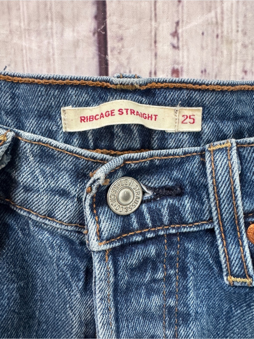 Levi’s Ribcage Straight Jeans 25 High Rise Button Fly Medium Wash - Picture 4 of 10